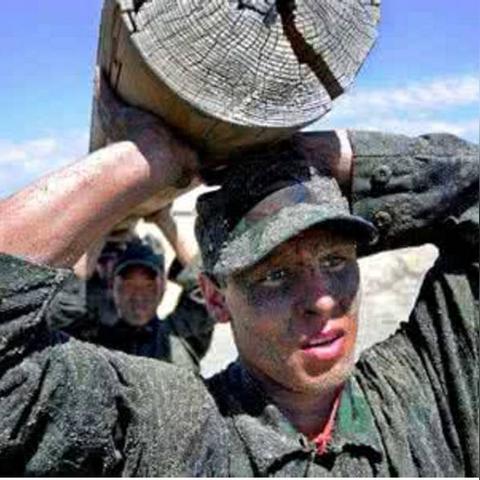 《三角洲行动》爆笑瞬间大揭秘，趣味战术新体验