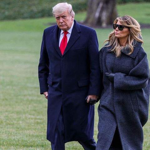 巧妙晒被不露馅，腿长助力新时尚