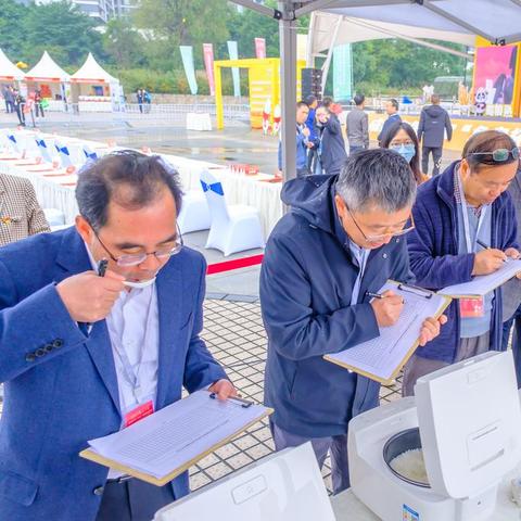 《植物大战僵尸杂交版》2.1钻石速刷攻略，解锁全新收益技巧