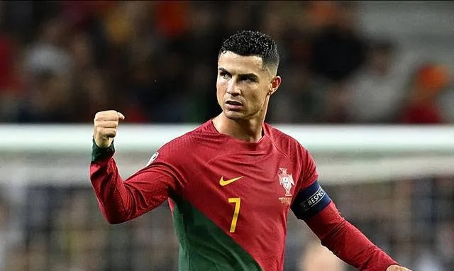 2024欧洲杯C罗参赛真相大揭秘，足球巨星动向引关注