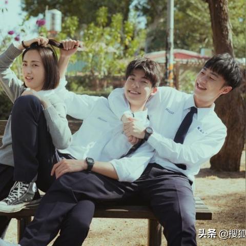 《灵魂面甲》资源点位深度解析，地图宝藏位置全揭秘！