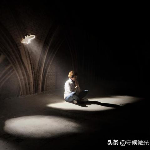 《死亡教堂》深度解析：沉浸式恐怖玩法，揭秘生存挑战新境界