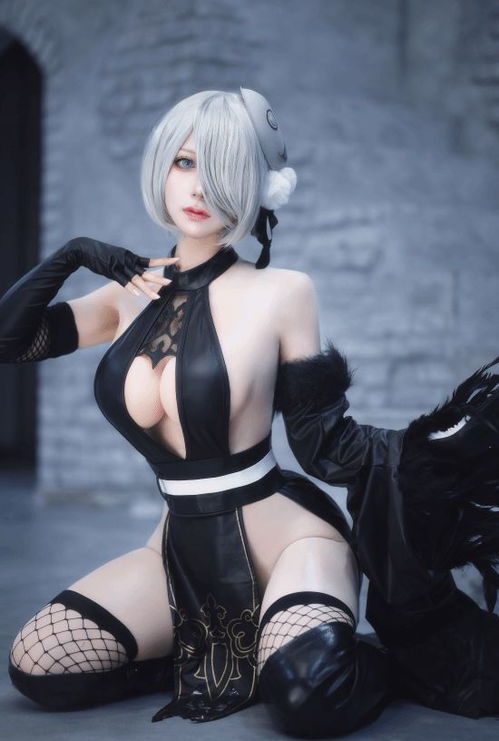 蛛俐Cos《街霸6》大雷玉足惊艳亮相，完美姐姐风采独绝！