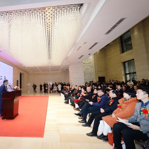 《鸣潮》五星自选答谢券，解锁感恩福利新姿势