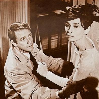 惊悚揭秘：恐怖之眼探秘惊魂之旅