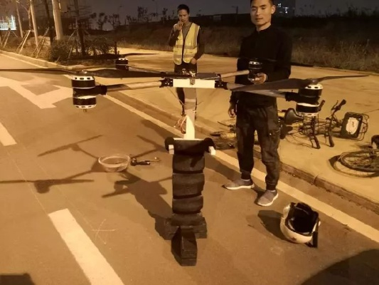 男子大婚自制飞行器升空，民航局回应引关注