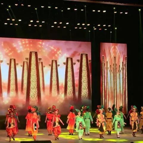 《往事伴我》深度解析：沉浸式回忆之旅，体验独特游戏魅力