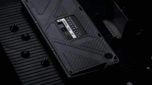 华硕ROG夜魔Extreme SE三模键盘震撼上市：全铝壳+热插拔，客制化体验升级