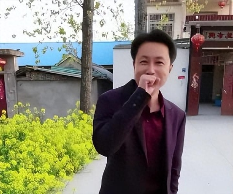 草根网红李根离世，曾以“窒息”唱法红遍《快乐老家》