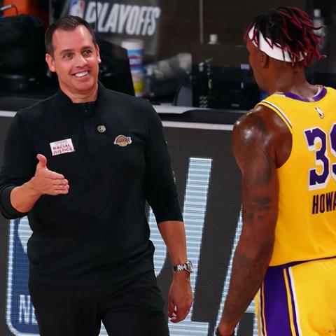 《最终幻想7重生》实战攻略：解锁全新战斗秘籍，提升战斗力！