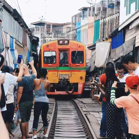 《崩坏星穹铁道》白日梦酒店现实全宝箱攻略：高效收集秘籍大揭秘