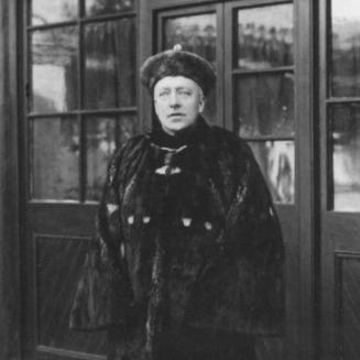 明镜赛季最强武器盘点：揭秘新季热门利器！