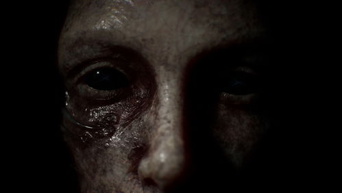 《恶意取关：破碎怪谈首部惊悚同步发售》