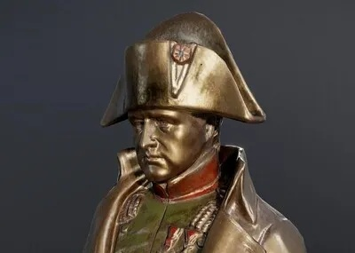 机甲大革命波拿巴，改写历史新篇章