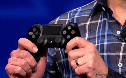 PS6震撼曝光：手柄电池可拆 30GB RAM新突破