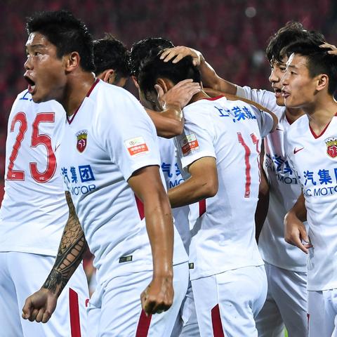 热血世界官网，藏着跨服战入场券的神装爆率真相？