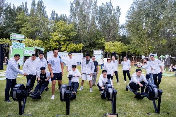 奇瑞国际部规定：正装上班，晨练操场，健康生活新风尚