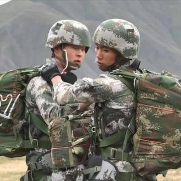 《星空武器数值解析：深度揭秘全新价值体系》