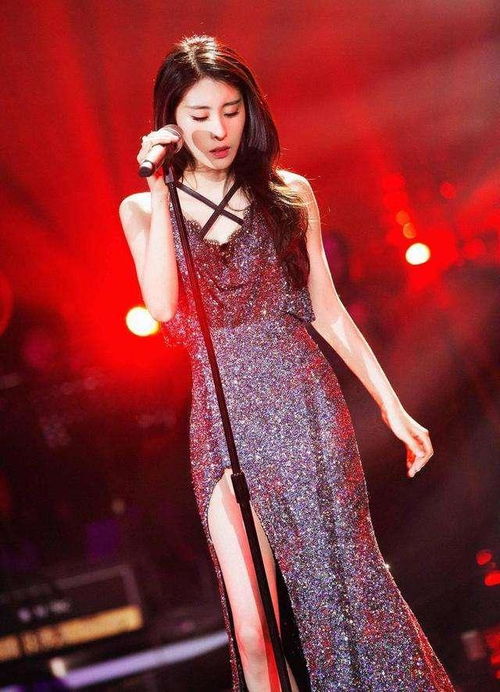 赛琳娜告别舞台：粉丝不支持转型新领域