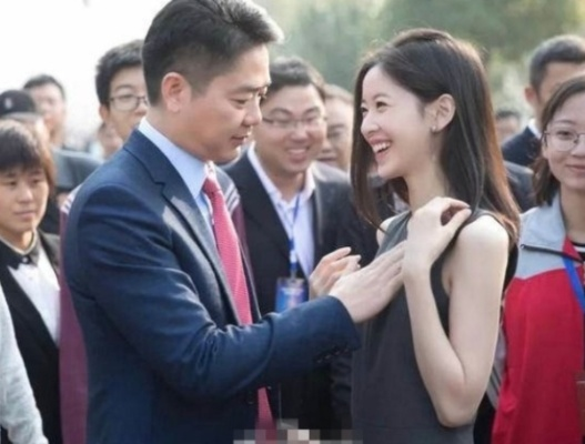 网友求职章泽天未果，岗位不匹配团队诚挚致歉