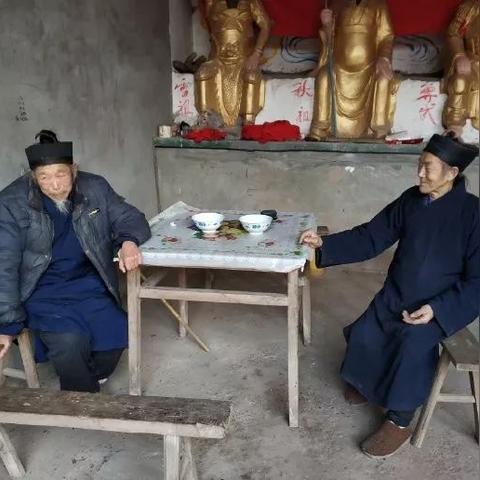 《遗迹2》发愿者客厅棋盘解谜攻略，解锁神秘新维度