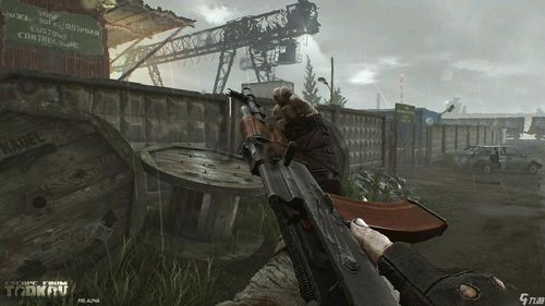 《逃离塔科夫》性能崩盘，玩家口碑两极分化，揭秘全新优化策略