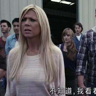 鲨卷风第七部震撼来袭，烂片传奇再创视听盛宴