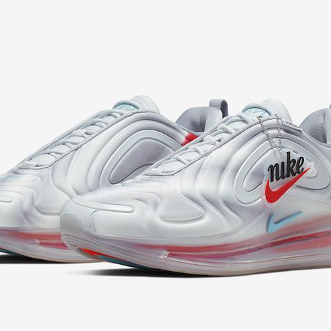 华为Mate 80 Pro Max四色亮相，全新旗舰定义极致体验