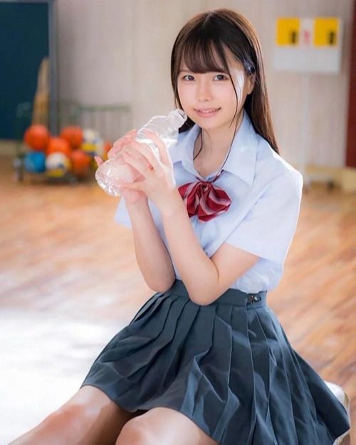 粉色恶魔力压群芳，小萝莉新晋冠军！