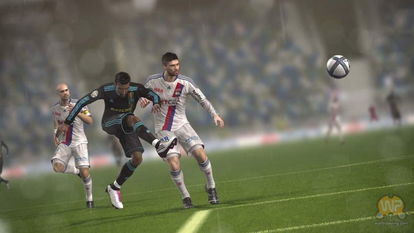 《FIFA 10》超清草皮补丁实拍预览+免费下载，体验极致视觉盛宴