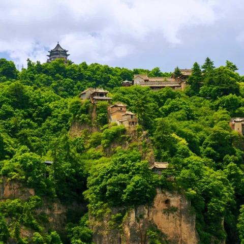 《雾锁王国》探秘：前期资源点攻略地图解析