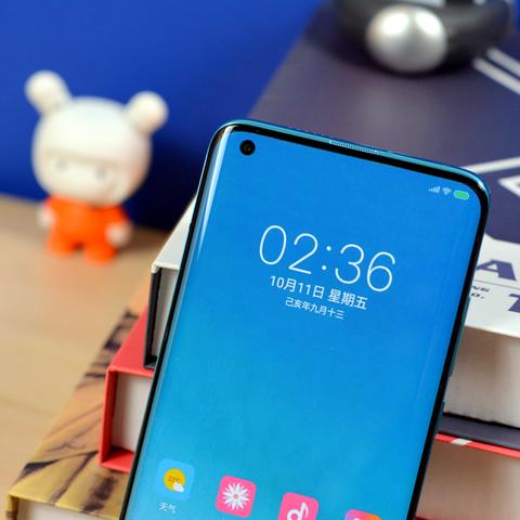 小米手机销量狂飙！六季度领跑中国第二，创新纪录再升级