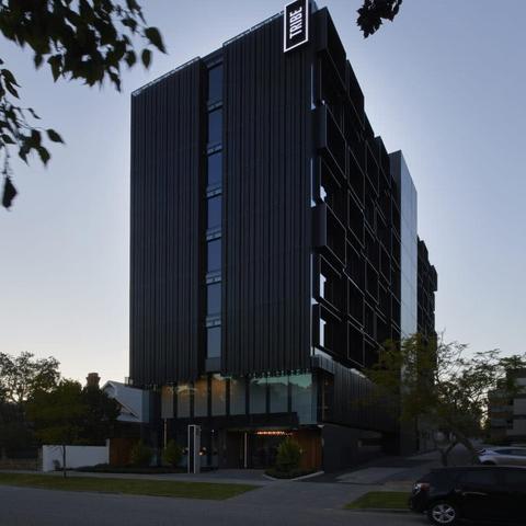 《IdleOn》解锁攻略：深度解析建筑技能与全新功能揭秘