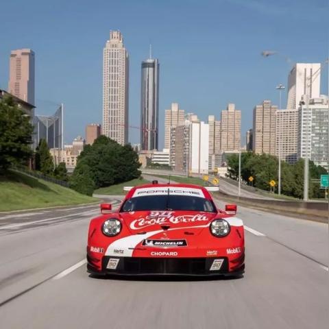 《Project Motor Racing》深度解析：版本差异与配置攻略全揭秘