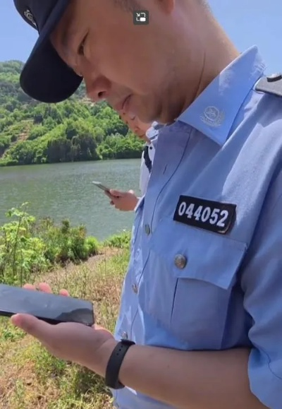 惊钓巨鲟！小伙放生后紧急连拨三警，揭秘放生背后的法律风险