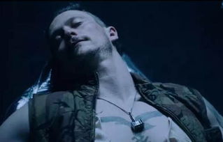 奥斯卡荣耀背后：李父点醒儿正事新篇