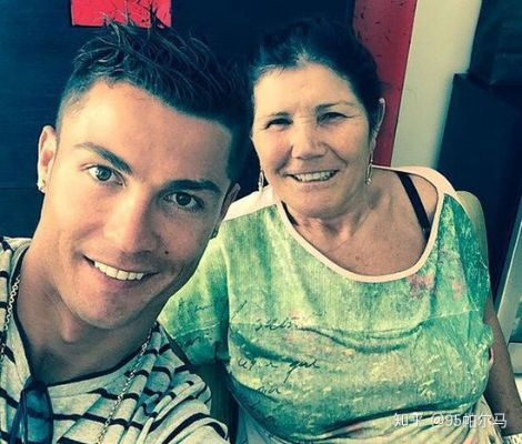 40岁肌肤依旧紧致，C罗或曾秘密尝试逆龄科技美容术