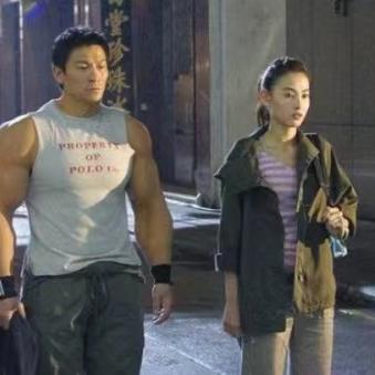 《怪物猎人世界》调和道具秘籍：素材解析与英汉对照全收录