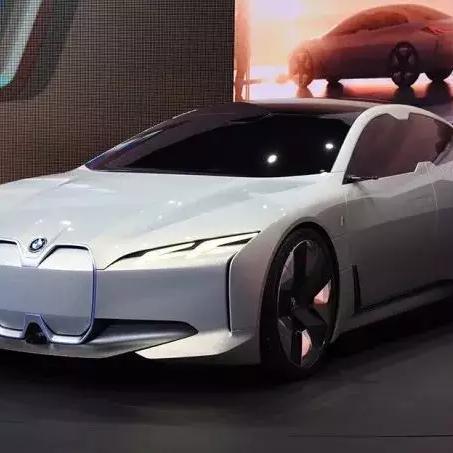 新英雄年代，2025年最强阵容如何颠覆传统竞技场？