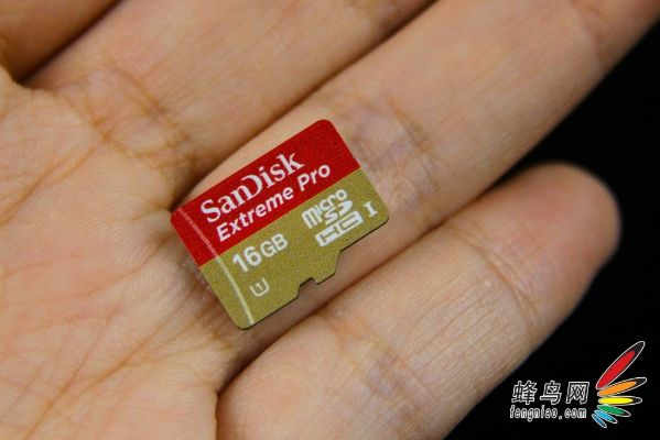 0.5MB SM卡夺冠，刷新最小存储卡新纪录