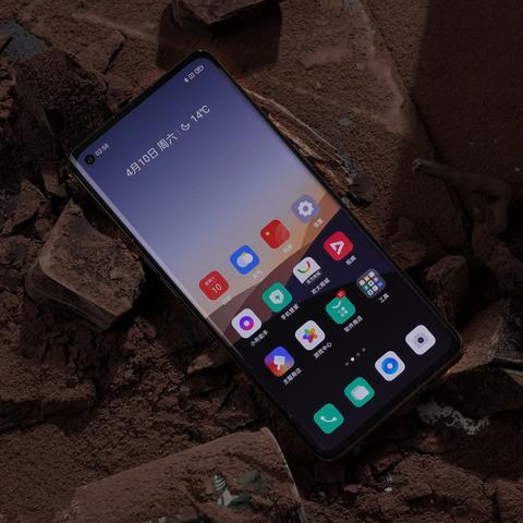 华为Mate X7折叠新巅峰：玄武架构，影像直板新标杆