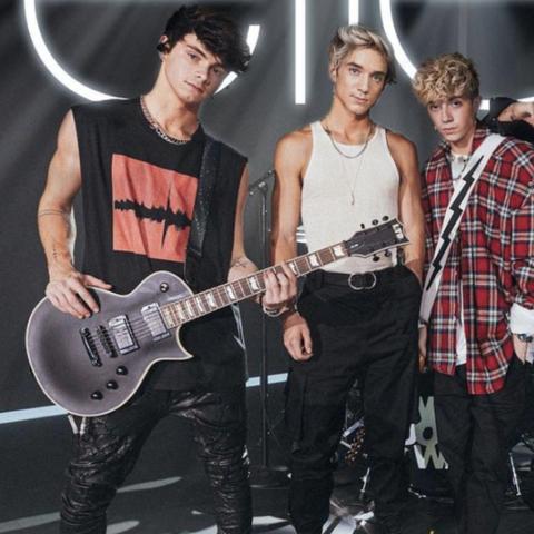 法国说唱歌手囚禁虐待粉丝，揭秘19岁男粉惊魂2小时惨案