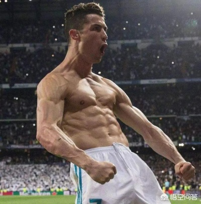 C罗40岁逆龄神钩再现，身体年轻12岁惊世绝技！