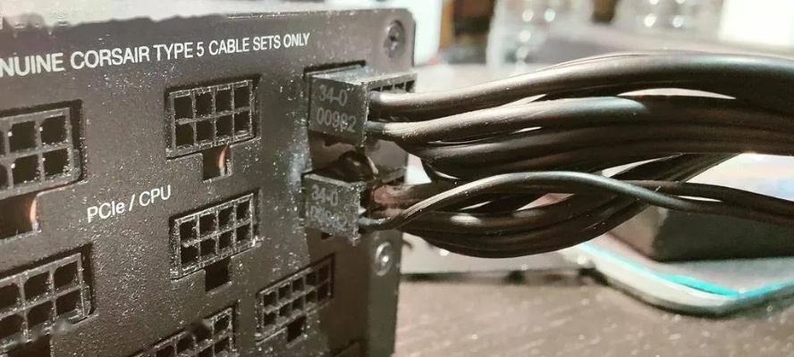 RTX 5090熔毁秘技：GPU接口焊死大揭秘