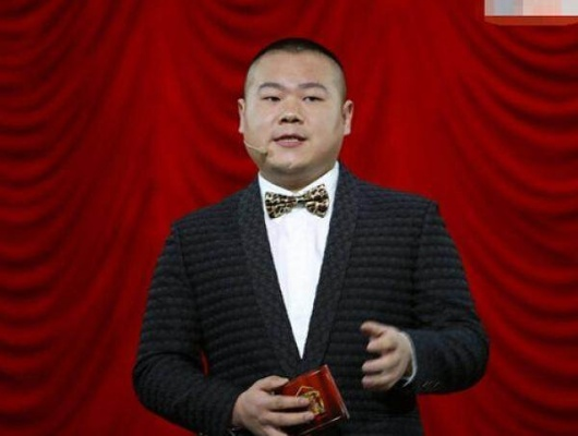 岳云鹏夫妇公司欠税14万引关注，税务公告待回应！