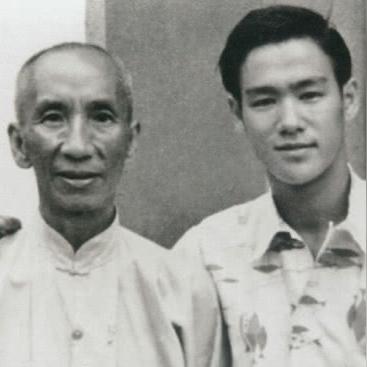 《香港残杀》全流程攻略揭秘：深度解析实战技巧