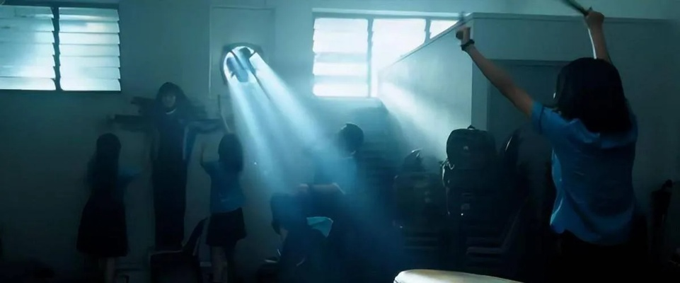 女艺人背镜头争议背后：揭秘霸凌与耍大牌真相，价值反思新视角