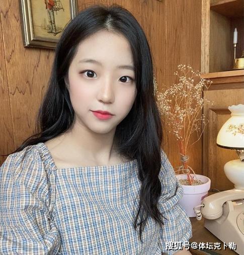 金耀光揭秘：美艳大波浪正义化身引玩家热议