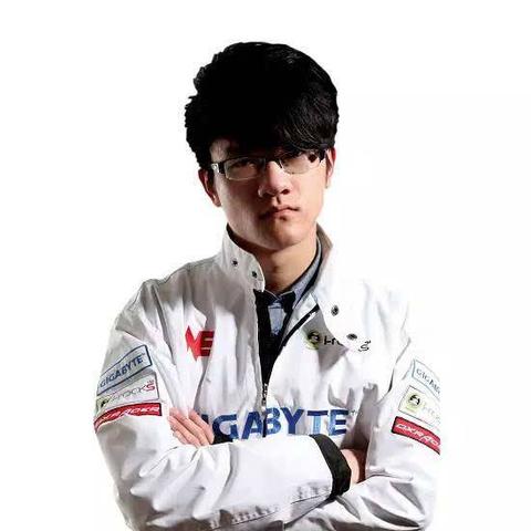 《火炬之光无限》人格卡牌深度解析：效果揭秘与实战攻略指南