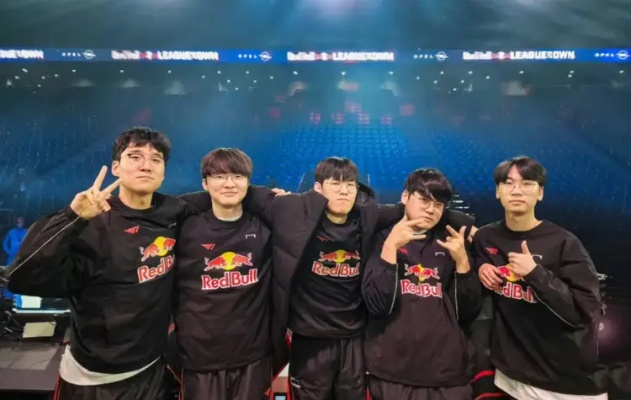 红牛杯G2痛击T1新阵容，网友热议新援首秀表现不佳引热议